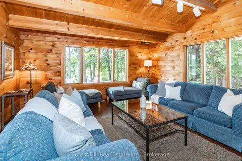 2324 hwy 141 (Beaumont bay rd) Road, ON P0B 1M0