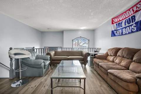 165 THURMAN Circle, ON N5Z 4V1