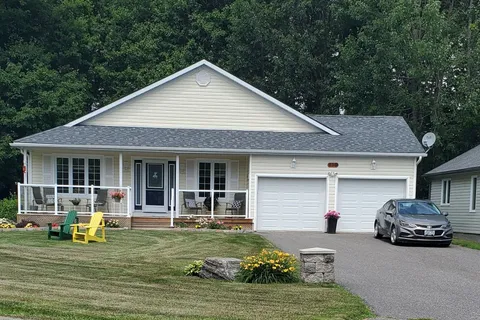 130 Hedgewood Lane, ON P1P 1Z4