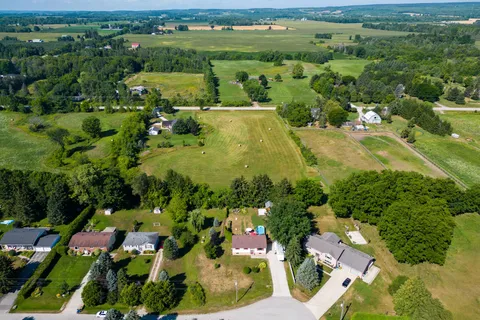 140 Greenfield Drive, ON N4L 1W6