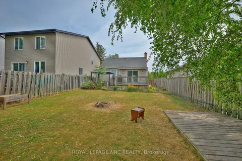 8 Woodburn Avenue, ON L2P 2W7