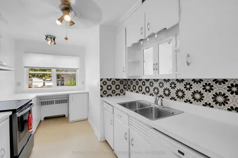 547 Fifth Street, ON K6H 2M6