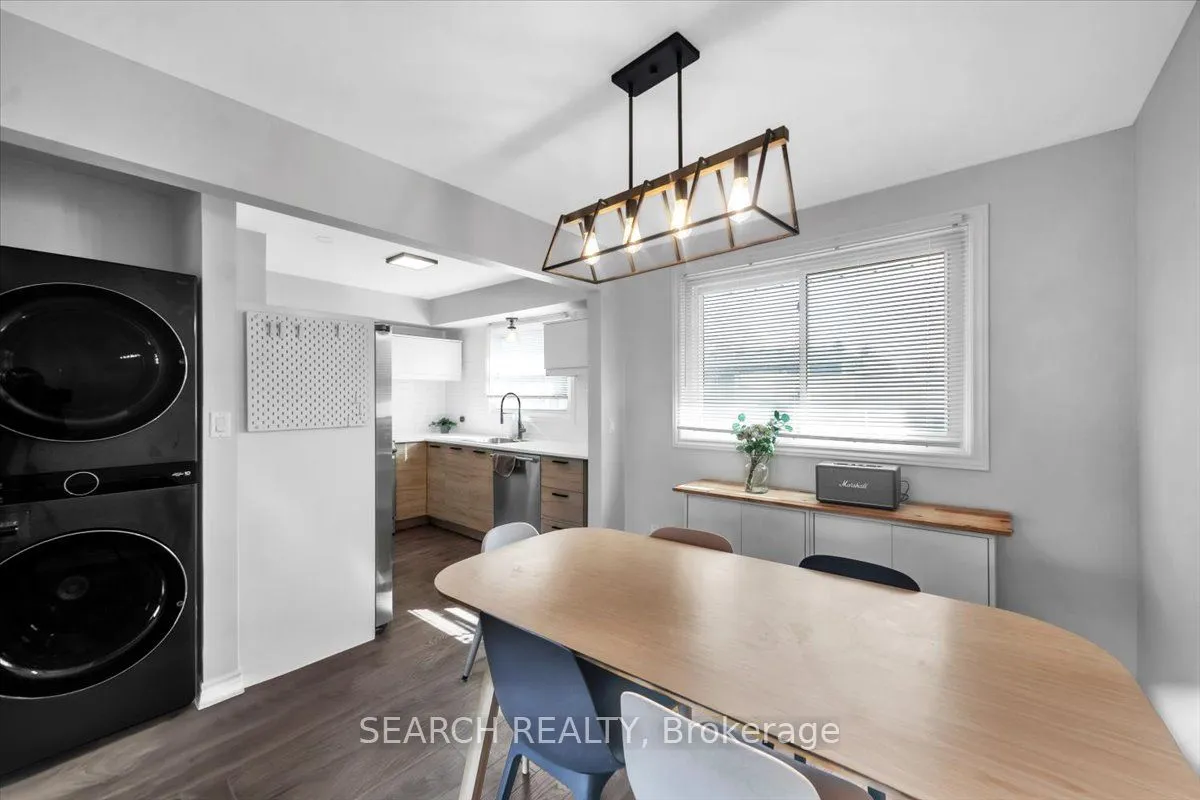 396 First Avenue, ON L3C 5Z1