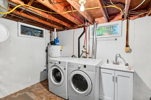 124 Mary Street, ON L0S 1J0