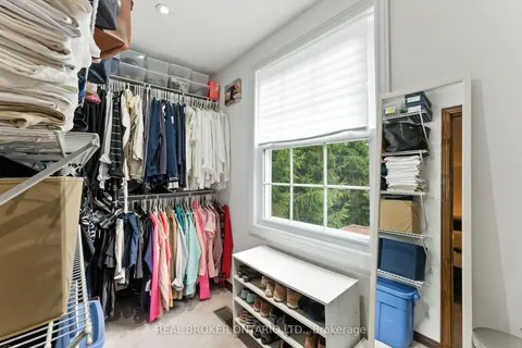 18 Isabel Drive, ON N3T 0L8