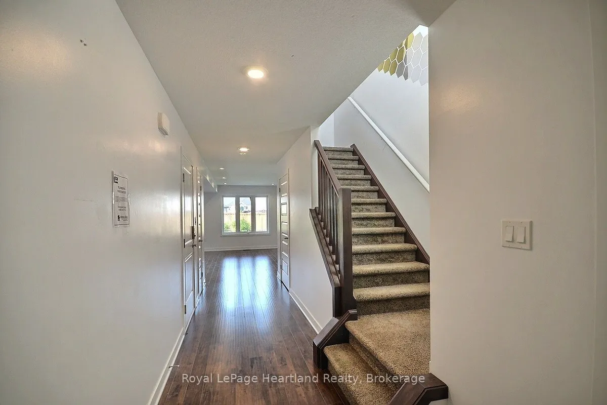 371 BEECH Street, ON N0M 2J0