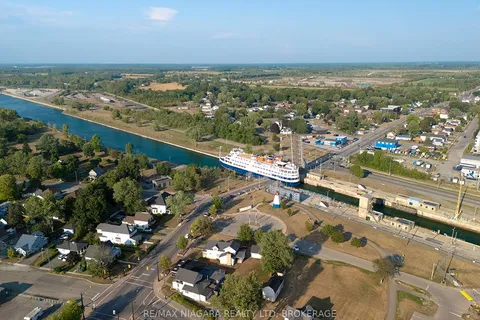 164 Mellanby Avenue, ON L3K 2L8