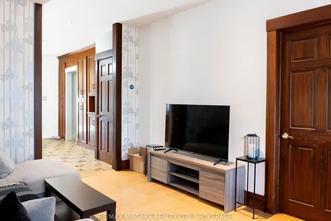 164 Mellanby Avenue, ON L3K 2L8