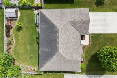 408 4TH Street, ON N4N 3V1