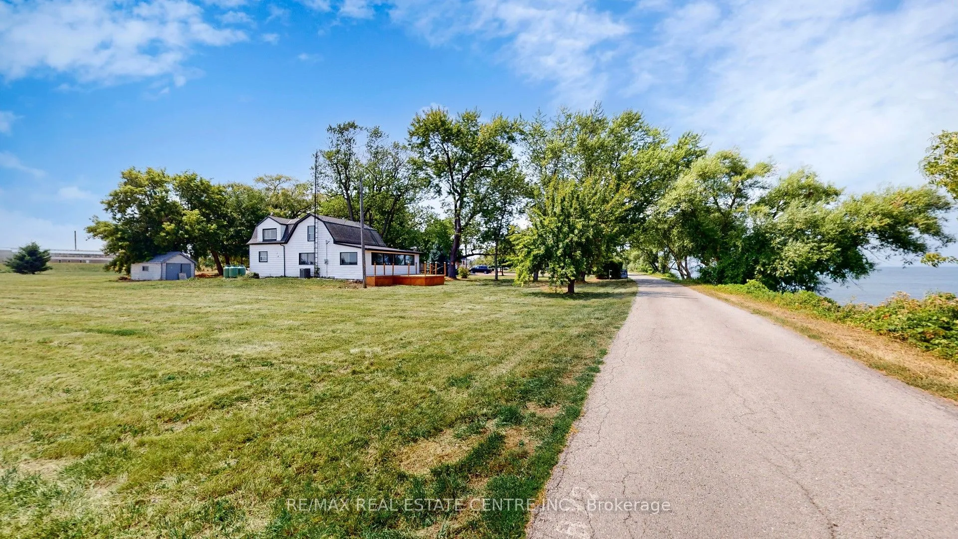 4036 Lakeshore Road, ON L3J 0X3