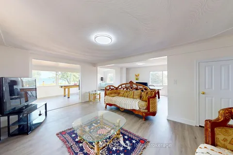 4036 Lakeshore Road, ON L3J 0X3