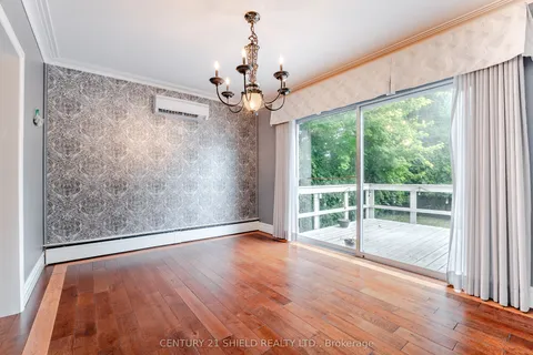 903 Riverdale Avenue, ON K6J 2L3