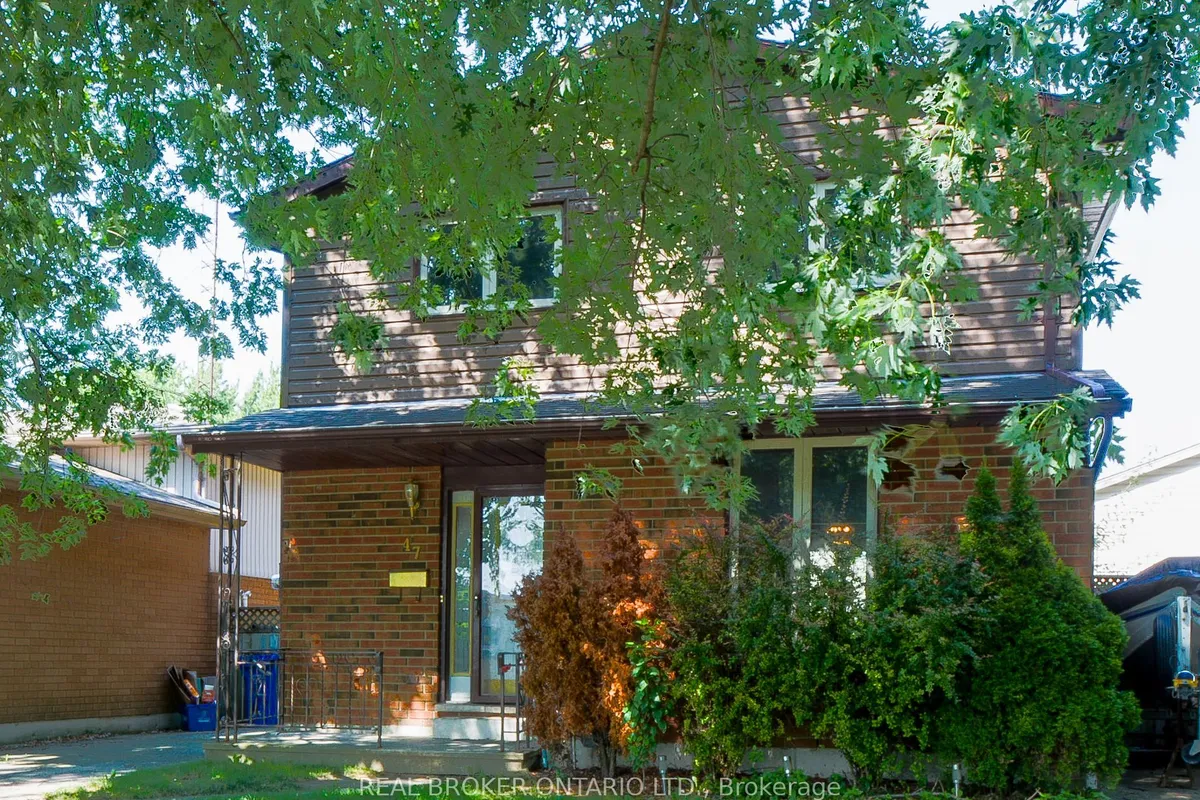 47 Wedgewood Avenue, ON N7M 5X3
