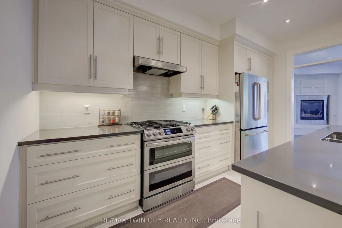 140 Oak Park Drive, ON N2K 0B3