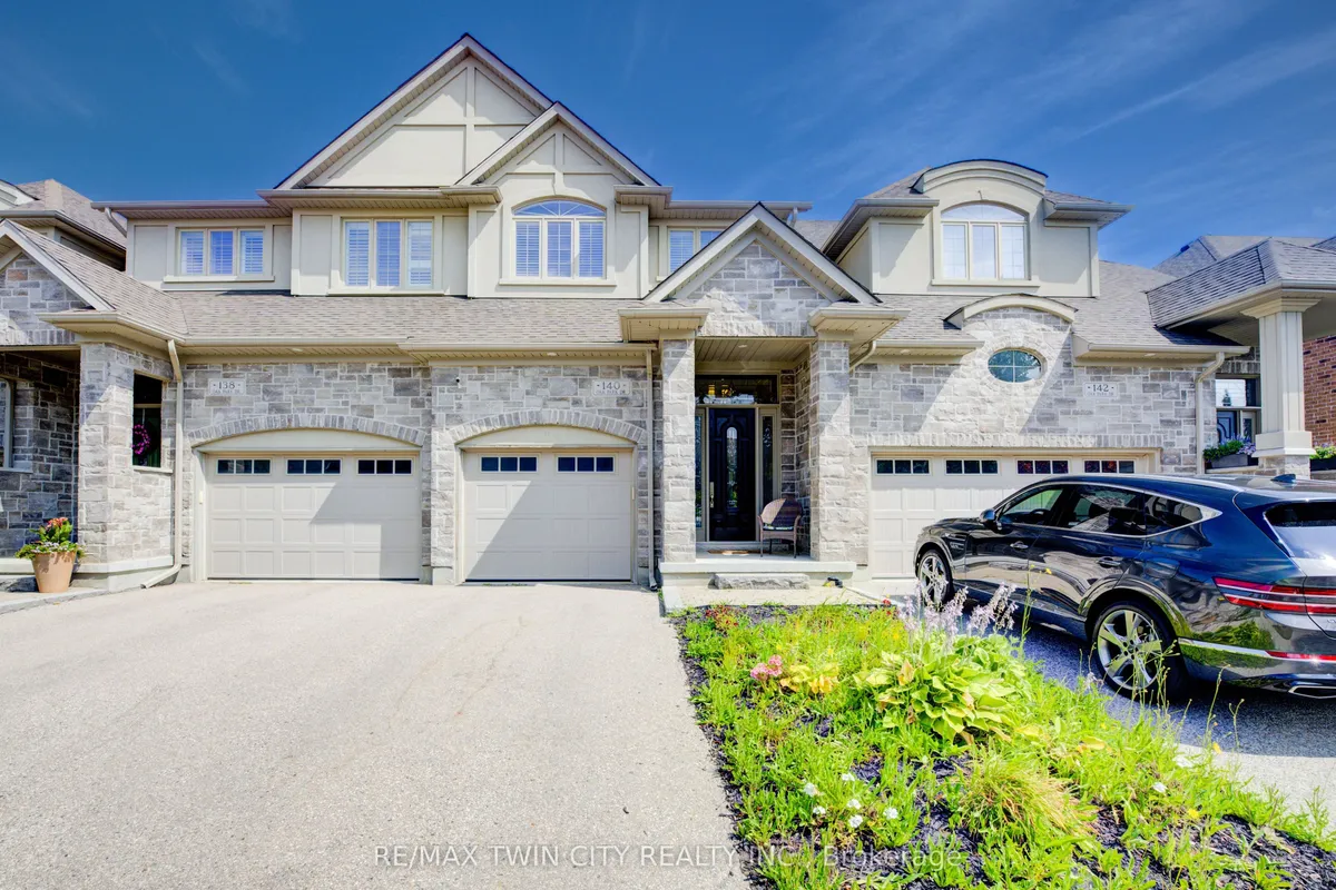 140 Oak Park Drive, ON N2K 0B3