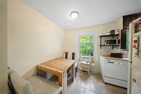 28 Black Road, ON P2A 2W8