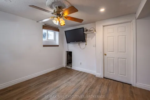 61 Seventh Avenue, ON K7K 2M5