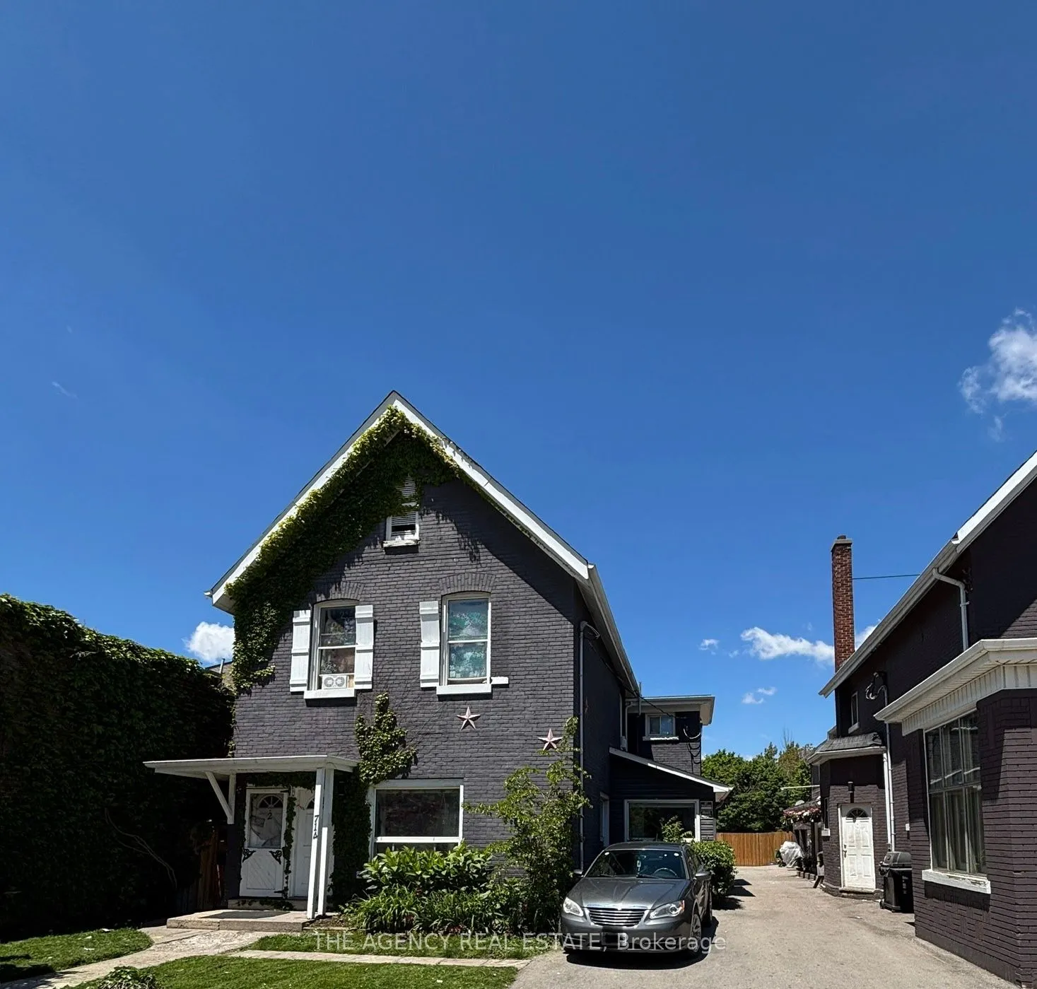 714 Dundas Street, ON N5W 2Z4