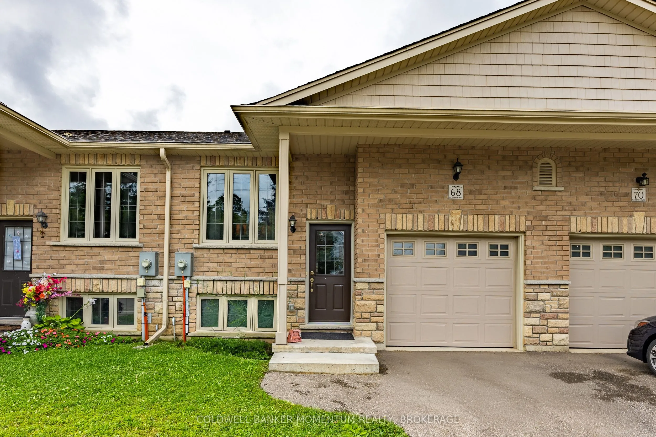 68 North Main Street, ON N3Y 2M3