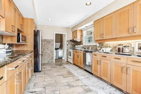 14 Cowan Avenue, ON N6C 4E6