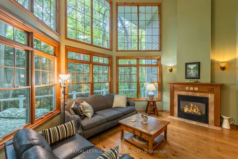 10221 Shoreline Drive, ON N0M 1T0