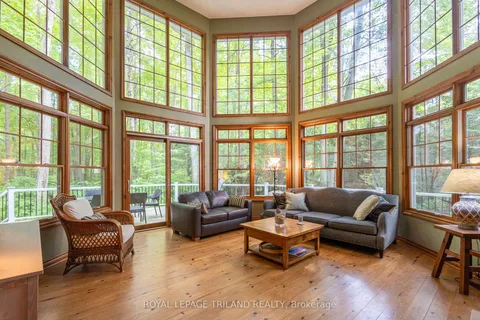 10221 Shoreline Drive, ON N0M 1T0