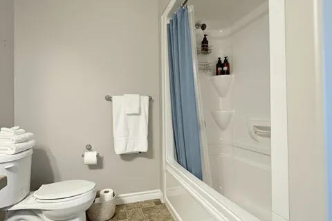 131 SIMURDA Court, ON K7N 1Y7