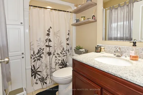 8467 Imperial Road, ON N5H 2R2