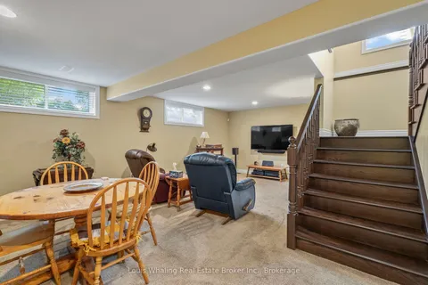 112 12th Avenue A Avenue, ON N4N 3T9