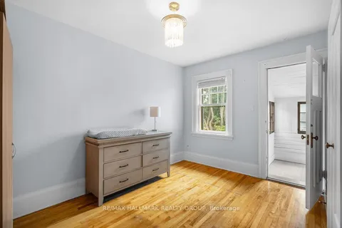 388 First Avenue, ON K1S 2H1