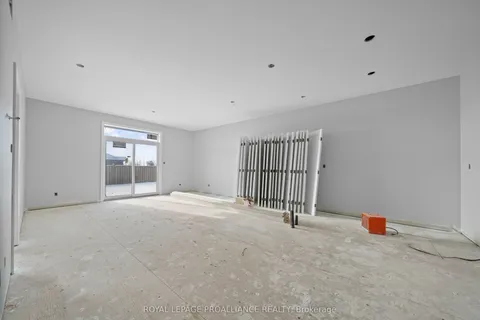 166 Appledene Drive, ON K8V 0K3