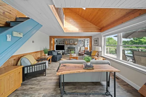 16 Golden Horseshoe Lane, ON P0G 1G0