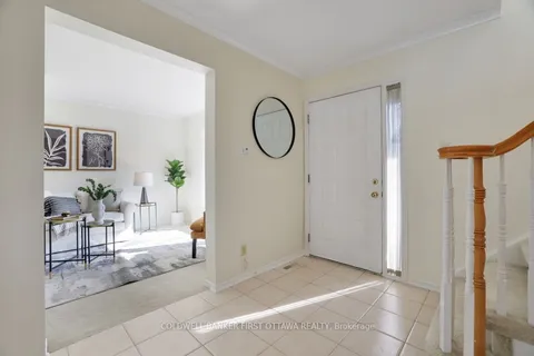 338 Liard Street, ON K2S 1J8