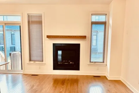 814 Mochi Circle, ON K2J 6Y9