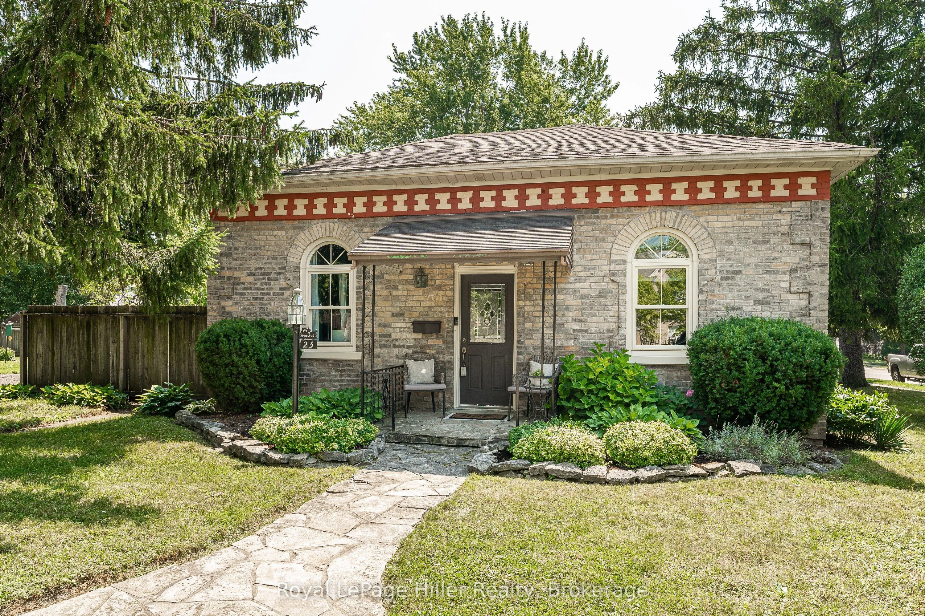 23 Grant Street, ON N5A 1L5