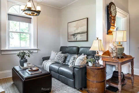 23 Grant Street, ON N5A 1L5