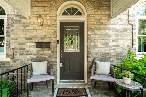 23 Grant Street, ON N5A 1L5