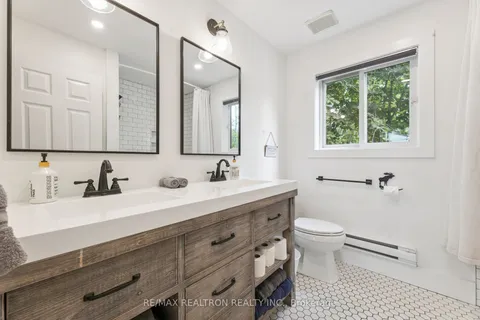 383 Philrick Drive, ON K0L 1J0