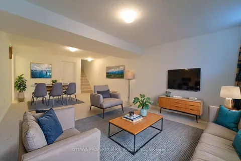 37 Cresthaven Drive, ON K2G 6T8