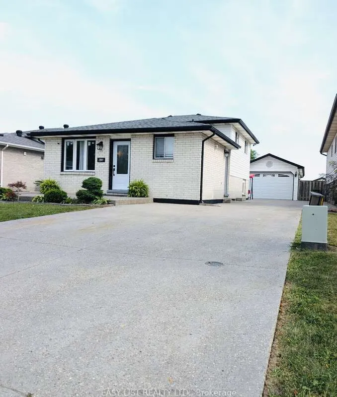 2901 Robillard Crescent, ON N8W 5L2