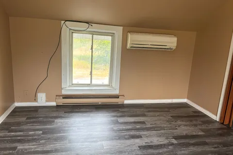 533 Avonlough Road, ON K8N 4Z2