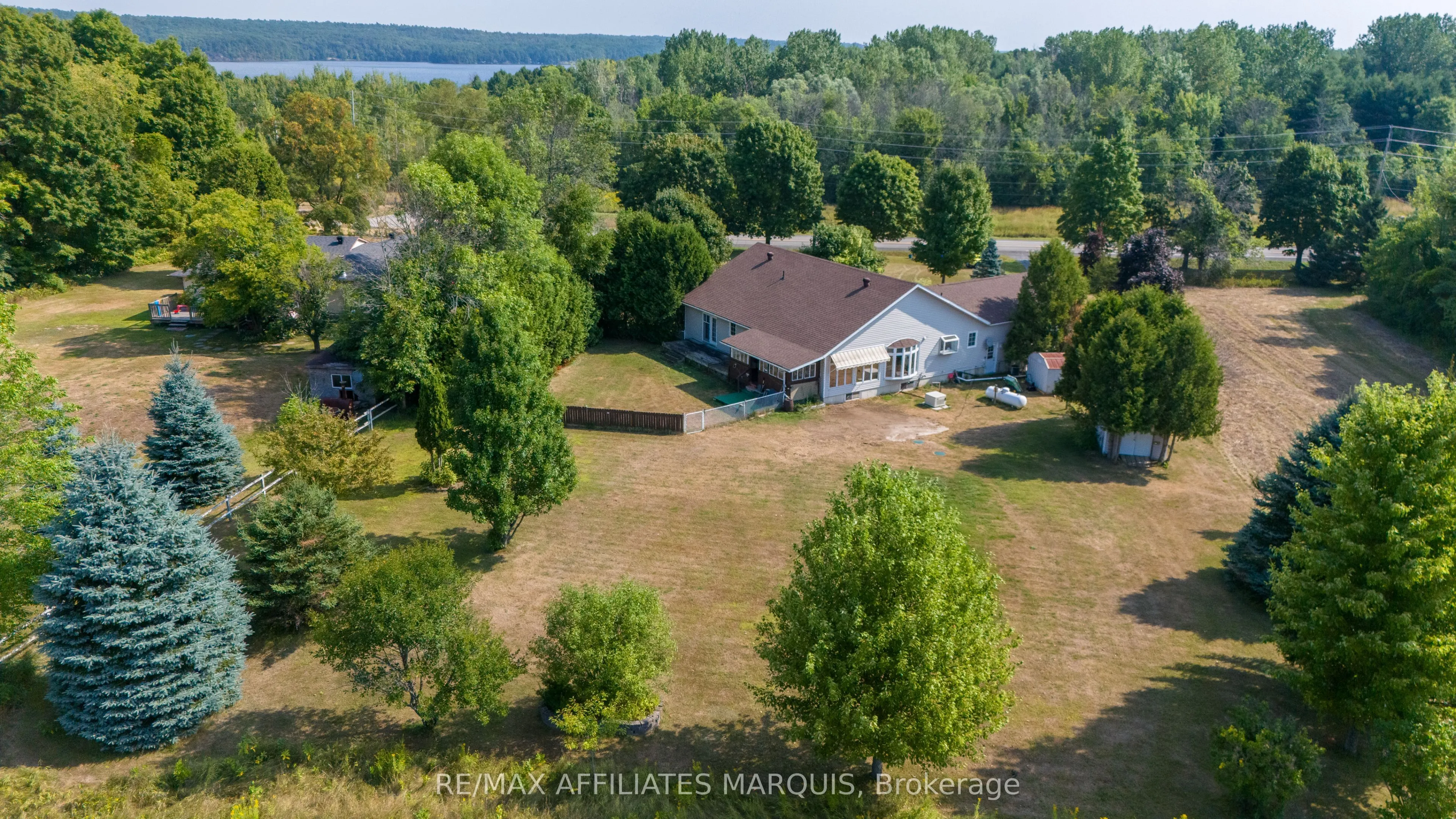 9727 Highway 42 Highway, ON K0G 1X0