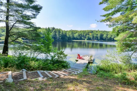 45 Estate Drive, ON P0B 1J0