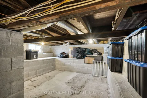 111 Boullee Street, ON N5Y 1T8