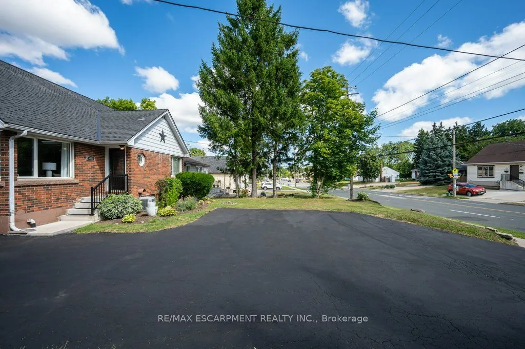 480 Mohawk Road, ON L9C 1X4