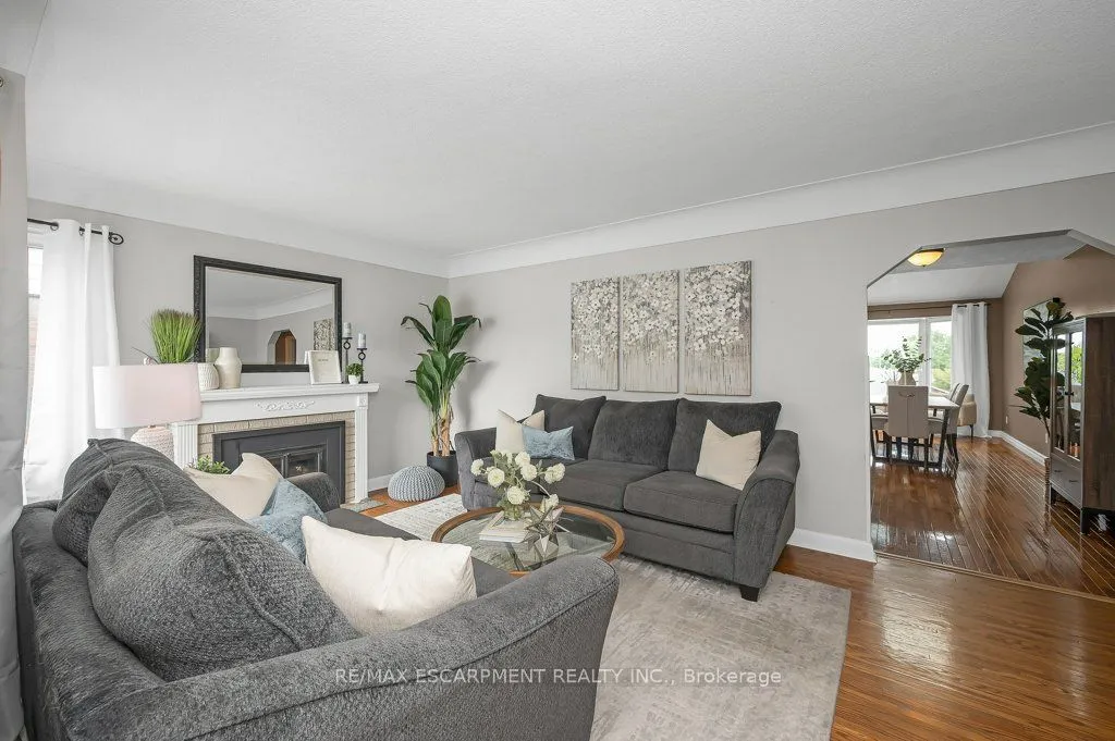 480 Mohawk Road, ON L9C 1X4