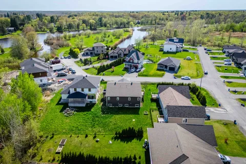 6371 Monument Way, ON K0C 2C0