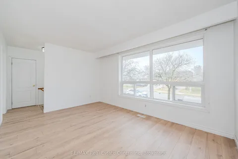 58 Conroy Crescent, ON N1G 2V6