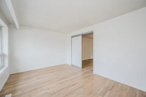 58 Conroy Crescent, ON N1G 2V6