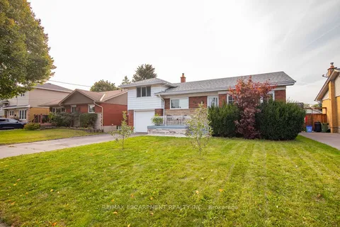 60 Ivy Lea Place, ON L8T 3R6